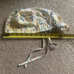 Floral scrub cap